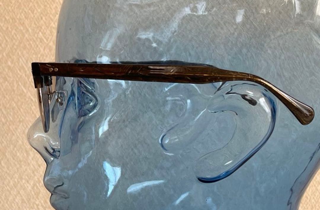 クッシュマン　サングラス　サーモントブロータイプ