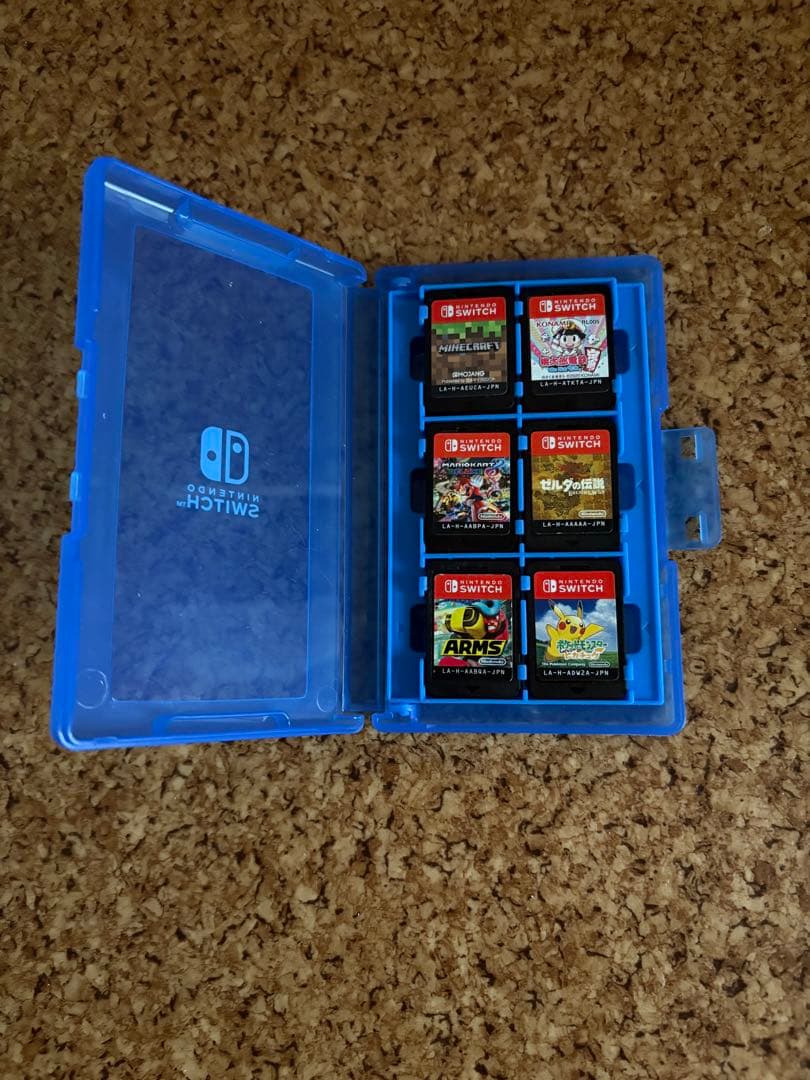 【フナスキン】【カセット入れ付】Nintendo Switch カセット