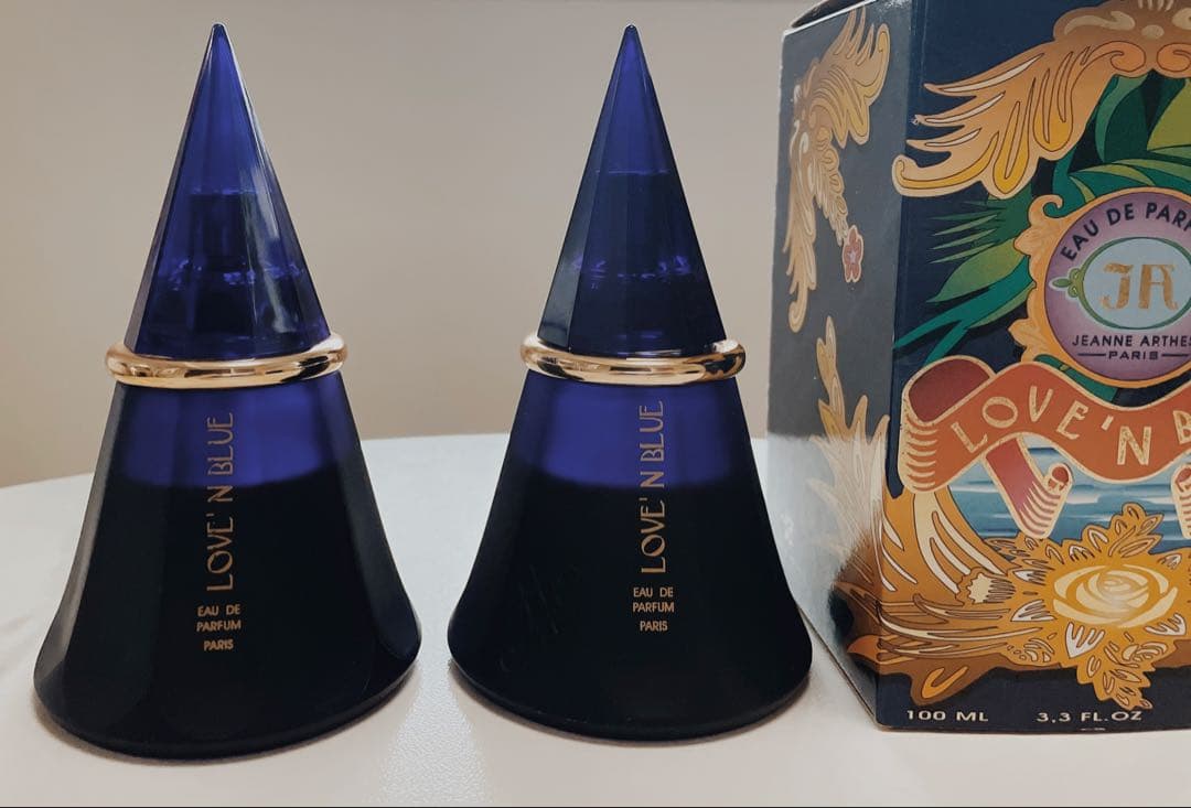 廃盤人気！ジャンヌアルテス ラブインブルー オーデパルファム 100ml × 2