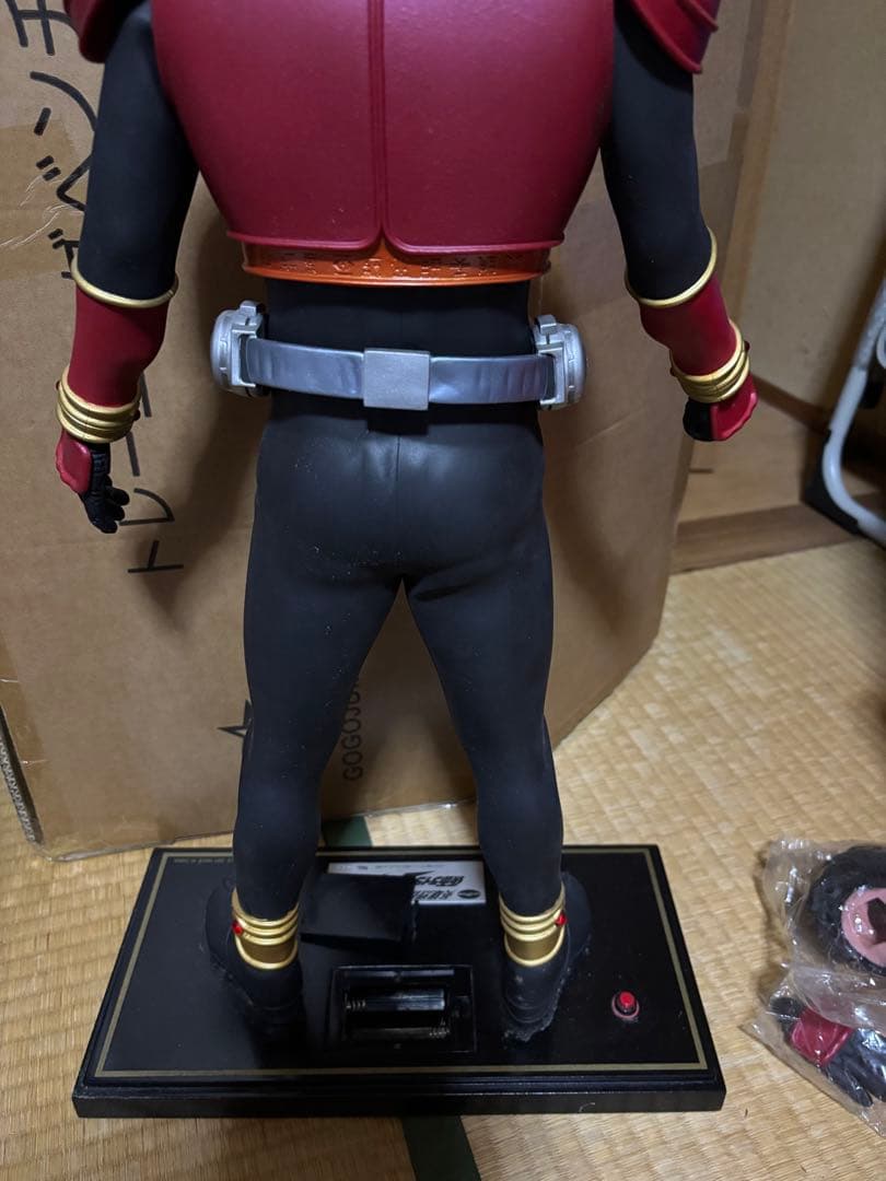 ★超メルカリ市★Unifiveユニファイブ英雄列伝　仮面ライダークウガフィギュア