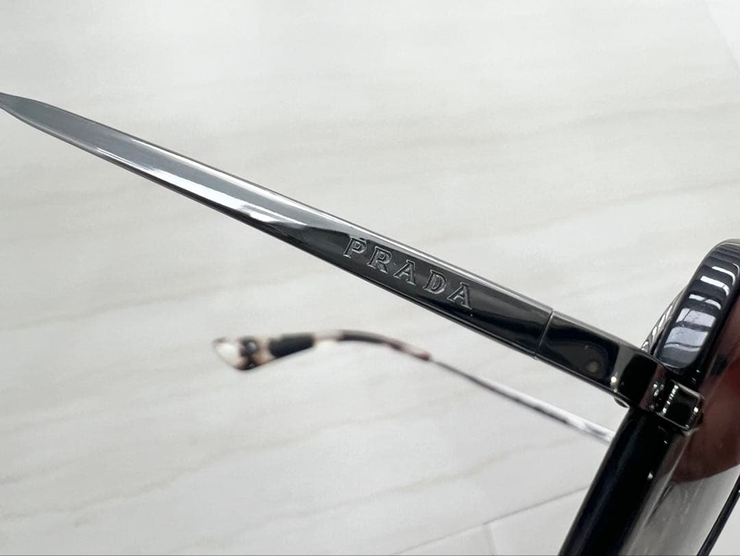 【美品 】プラダ サングラス PRADA PR58U ユニセックス