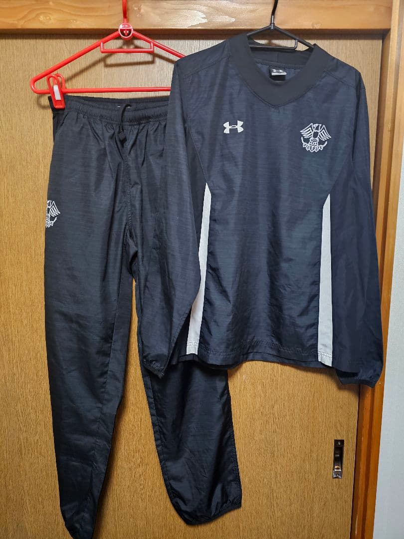 帝京大学ラグビー部　薄手ヤッケ上下