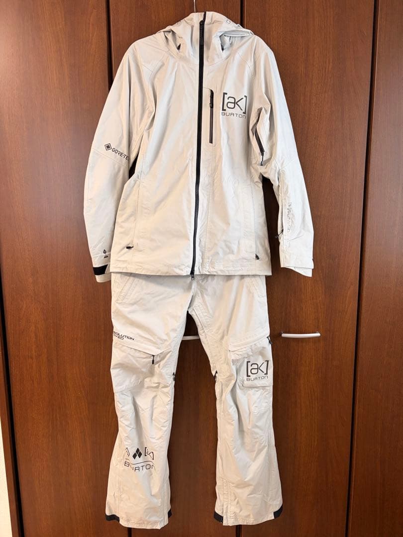 Burton [ak] GORE-TEX 上下セットアップ