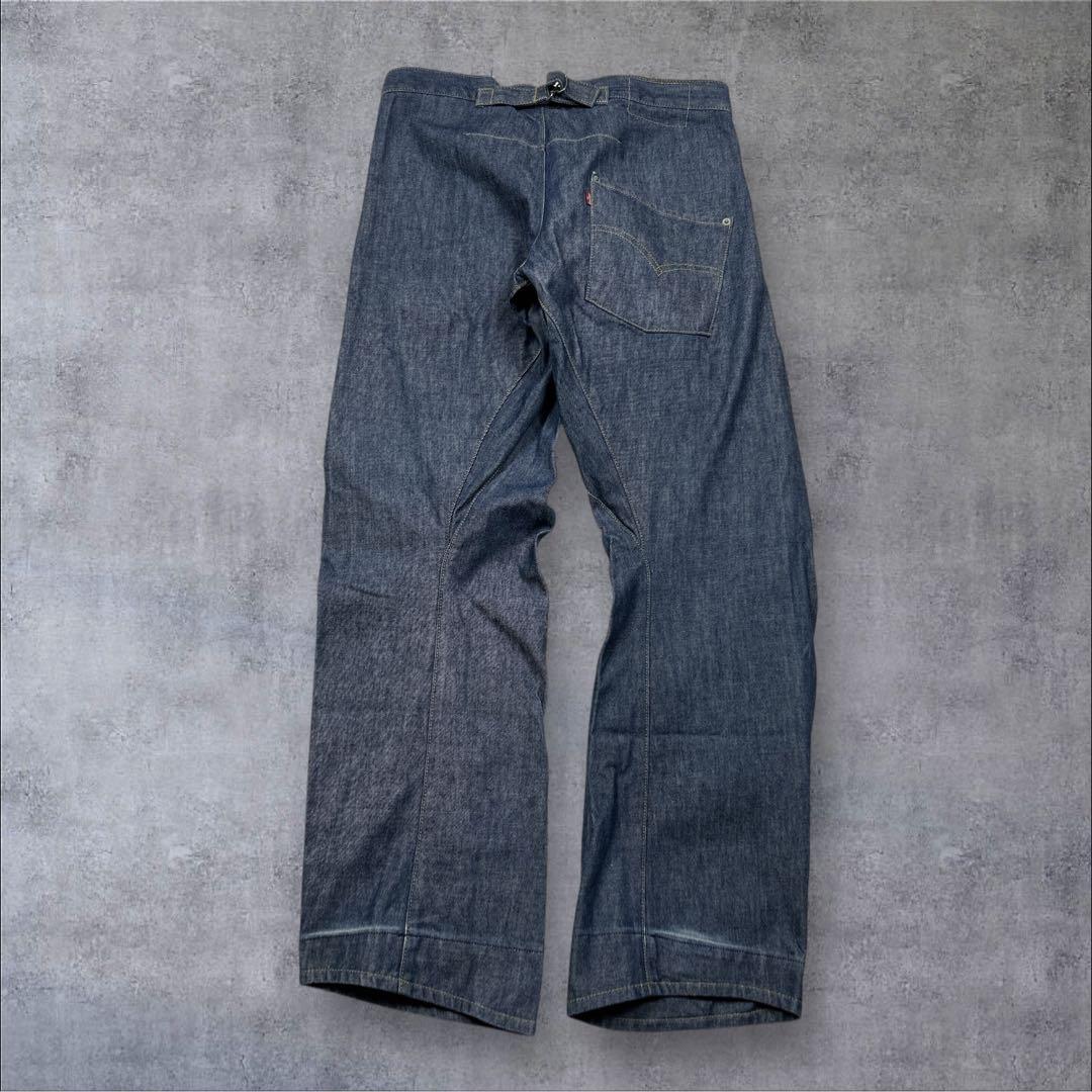 オリジナル　リーバイス エンジニアードジーンズ ルーズ シンチバック 立体裁断