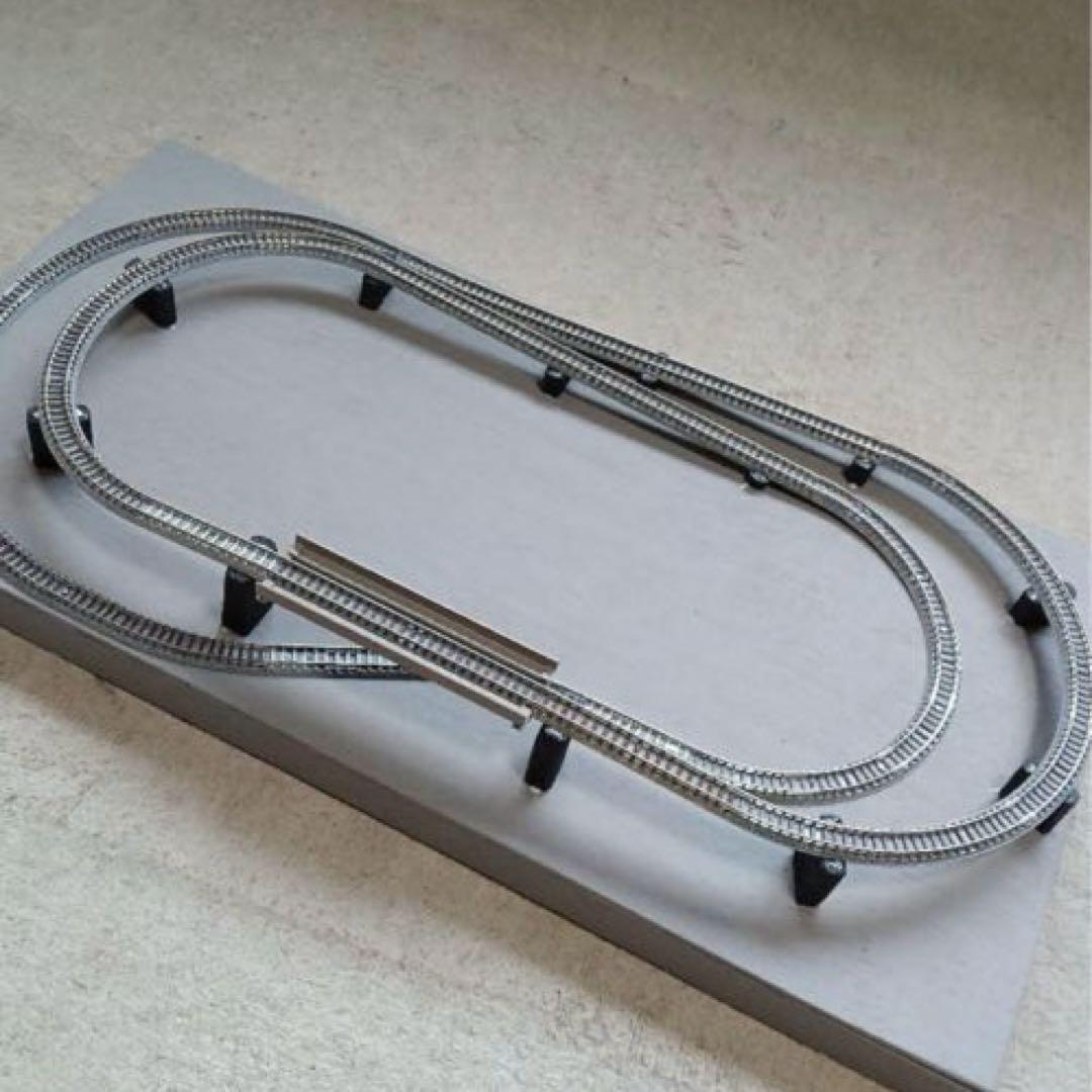 トミックスのミニカーブレール使用のベース付きレイアウト