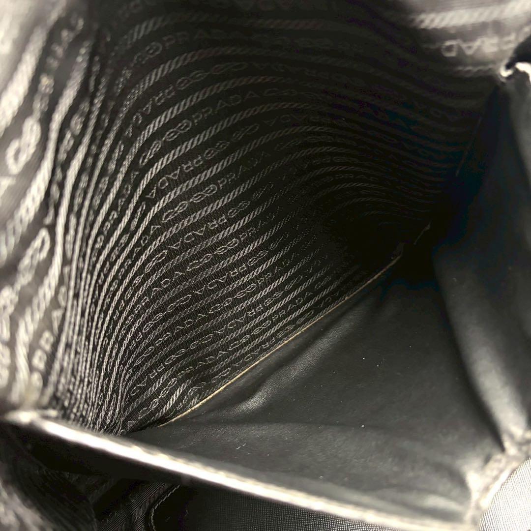 プラダ ビジネスバッグ 三角ロゴ 南京錠 A4可能 ナイロン サフィアーノ 黒