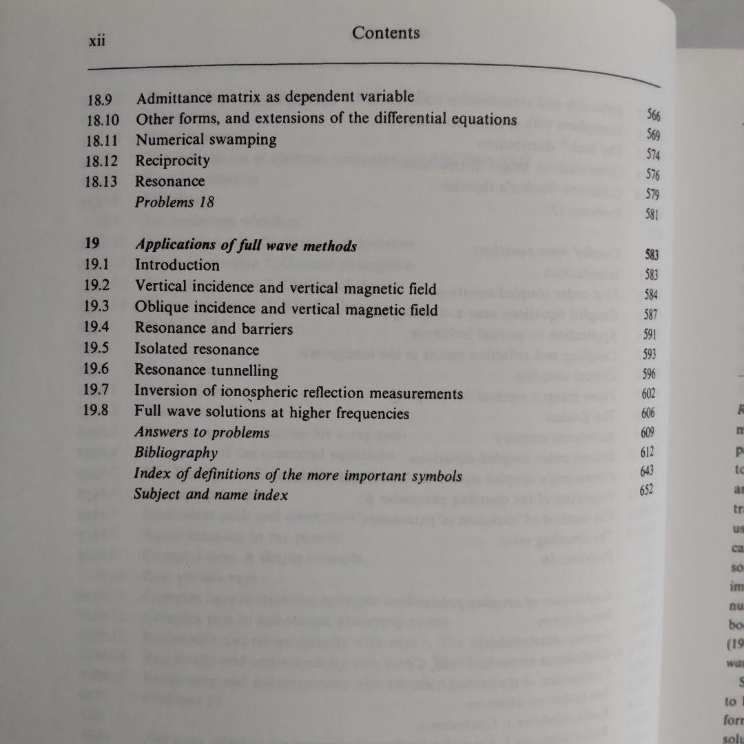 洋書 The Propagation of Radio Waves