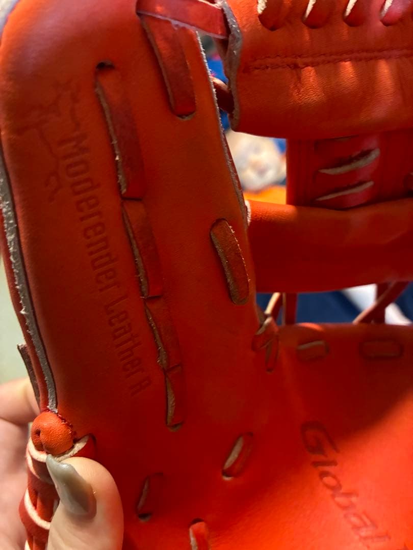 Mizuno Global Elite 軟式グローブ レッド　右利き