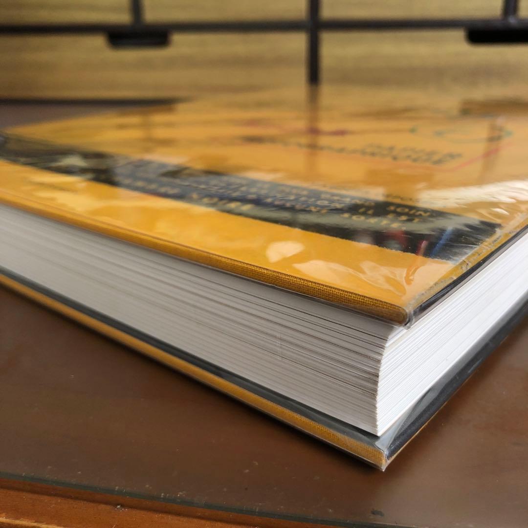 ギィ・ブルダン Guy Bourdin: Untouched (洋書)