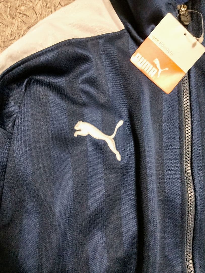 新品PUMAトラックジャケットパンツジャージ刺繍ロゴ 紺✕白Ｌ〜O日本製