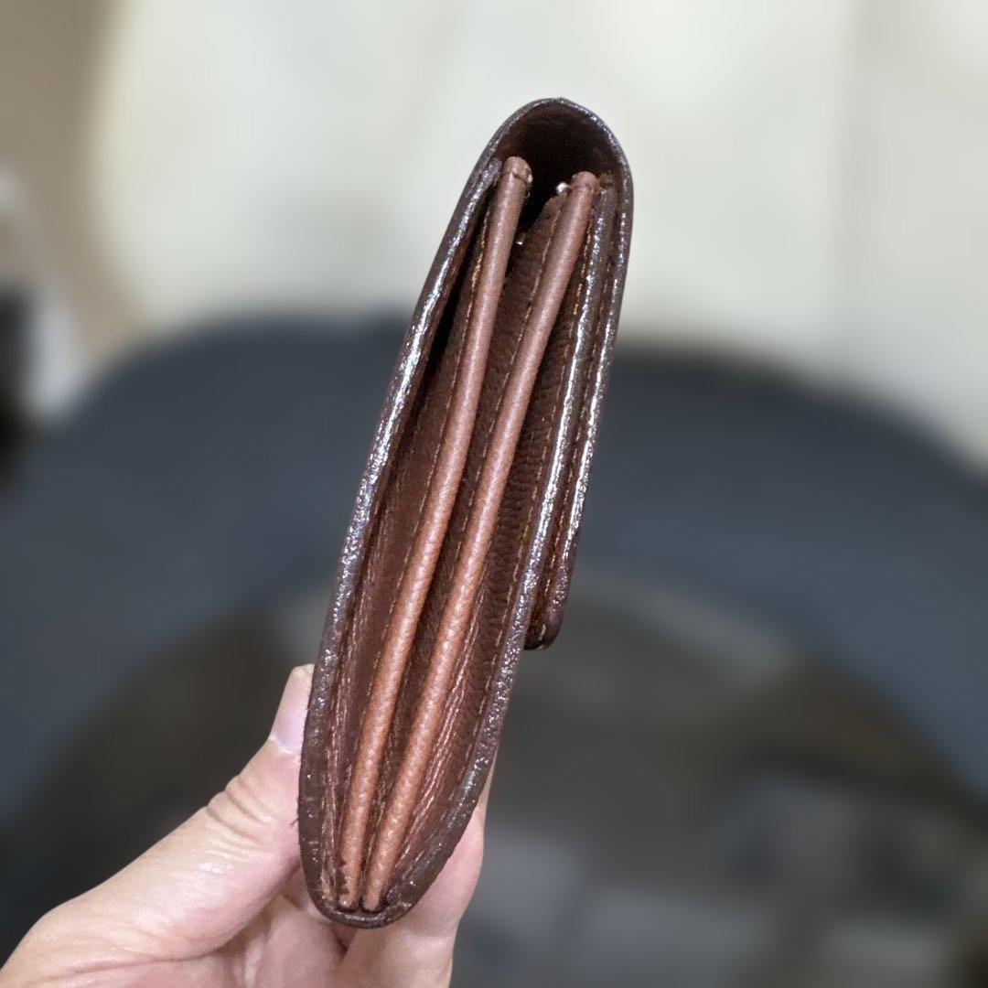 ②☆美品☆フラットタイプ♪サラ長財布