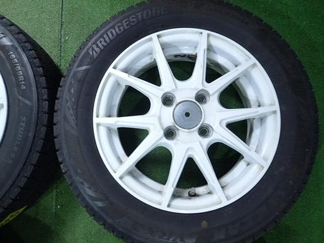 B1090【送料無料】スタッドレスタイヤ 165/65R14 4本セット