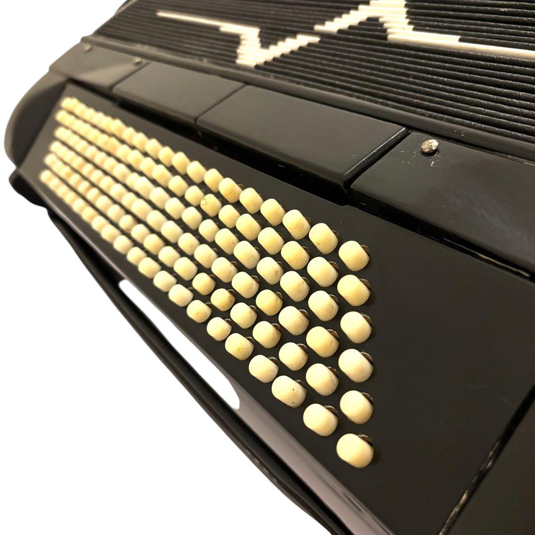 【希少】VOGGA 120ベース アコーディオン 41鍵 ピアノ式 南米モデル