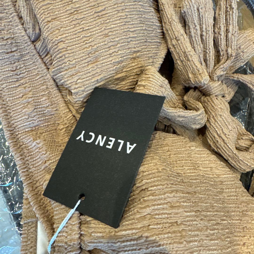 【値下】新品未使用！ALENCY 【即完売】スタンダードビキニベージュ！即配送！