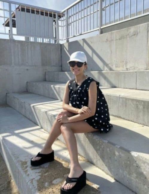 新品タグ付き⭐rosyMonster　ドット　スウィムウェア　水着　yori