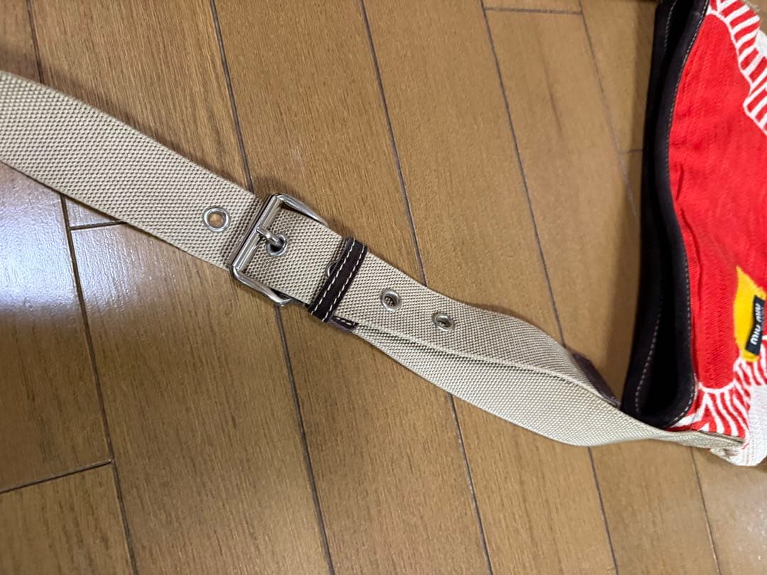 miu miu ミュウミュウ　ショルダーバッグ　2005春夏コレクション