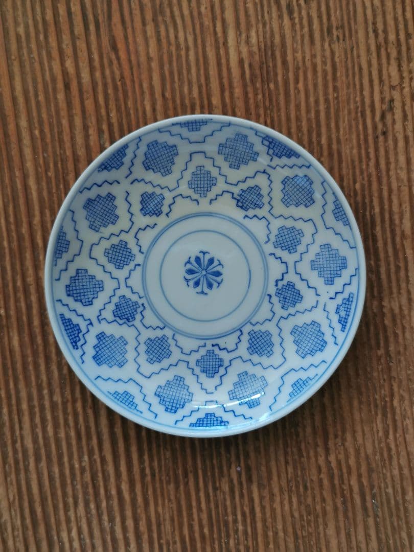 白磁青花 青絵 ダミエ線描 変わり市松花紋 汕頭レース風 ≒13㎝2枚組 骨董市