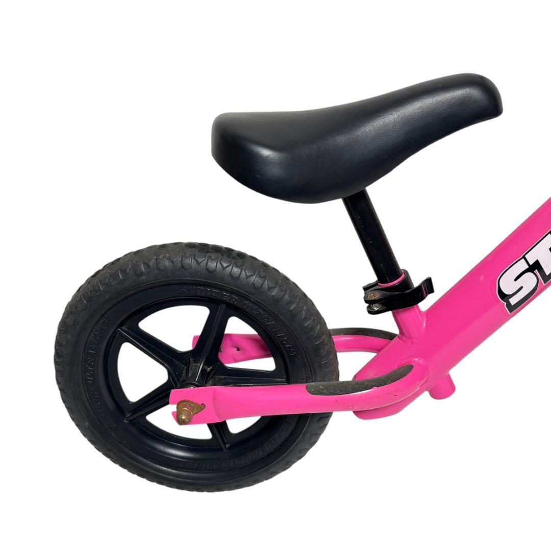 大人気　STRIDER ストライダー　ST-4