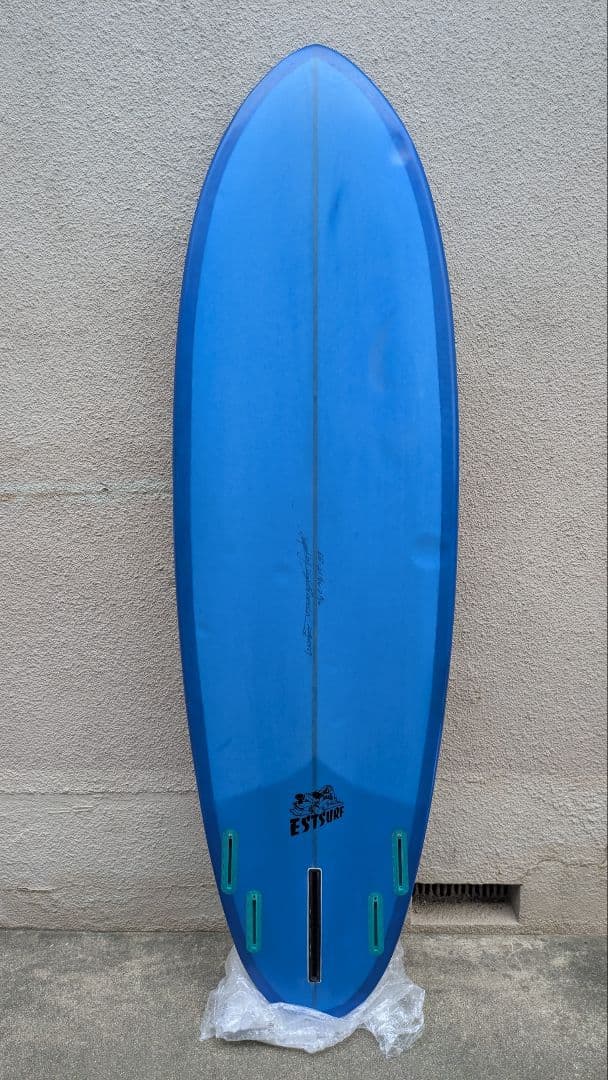 青色のファンボード EST 6'6 デッキパッド、ケース付き
