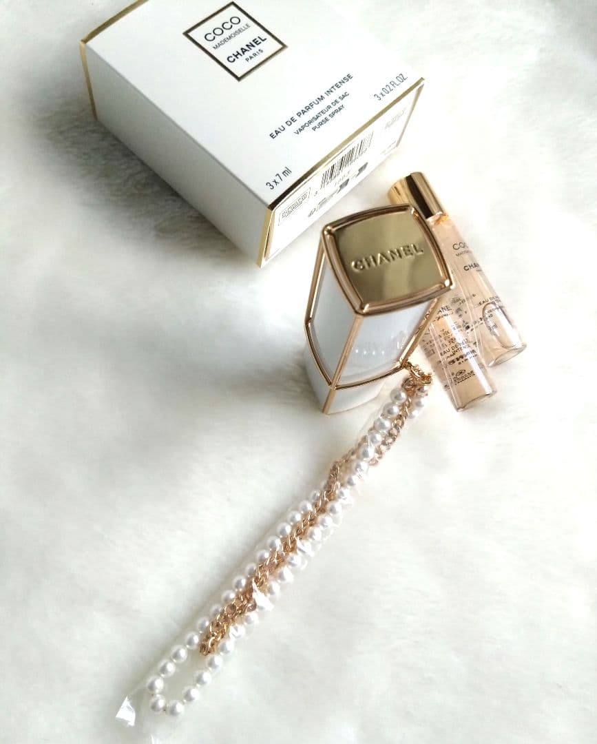 シャネル♡ココマドモアゼルオードゥパルファムアンタンスパーススプレーチェーン付き