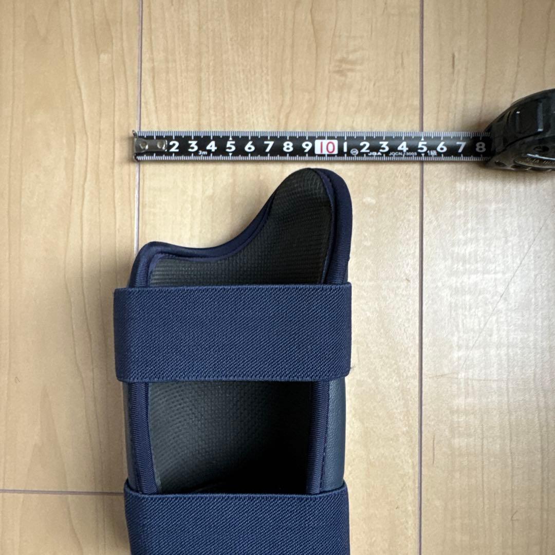 ⚾️BRUCE BOLT PREMIUM PRO ユース フットガード 右打者用