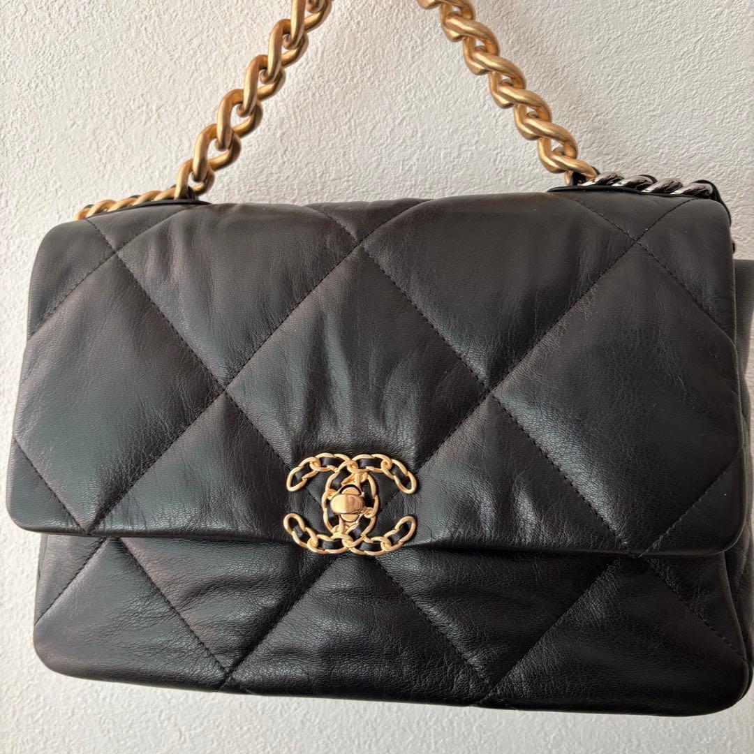 CHANEL19・シャネル19・ ブラックレザー ハンドバッグ