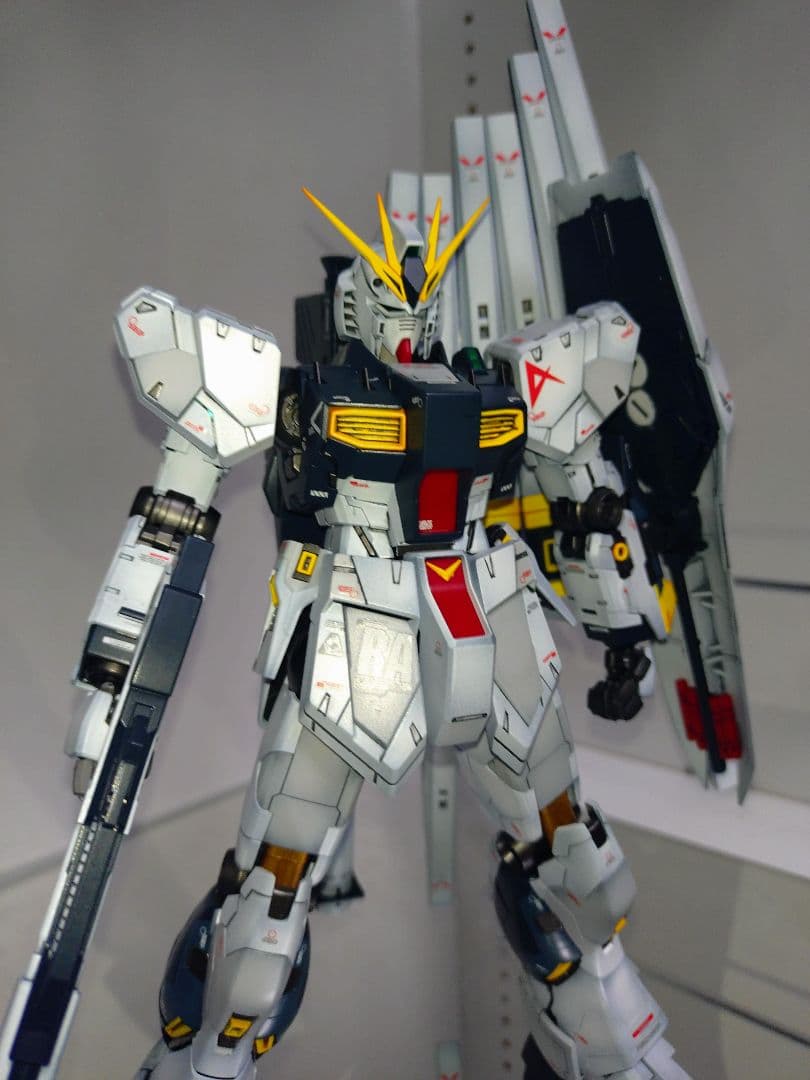 mg　νガンダム　ver.ka　ダブルフィンファンネル　塗装済み完成品