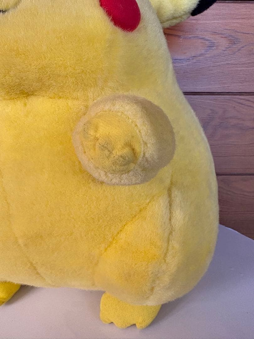 ピカチュウ　初期　等身大ぬいぐるみ