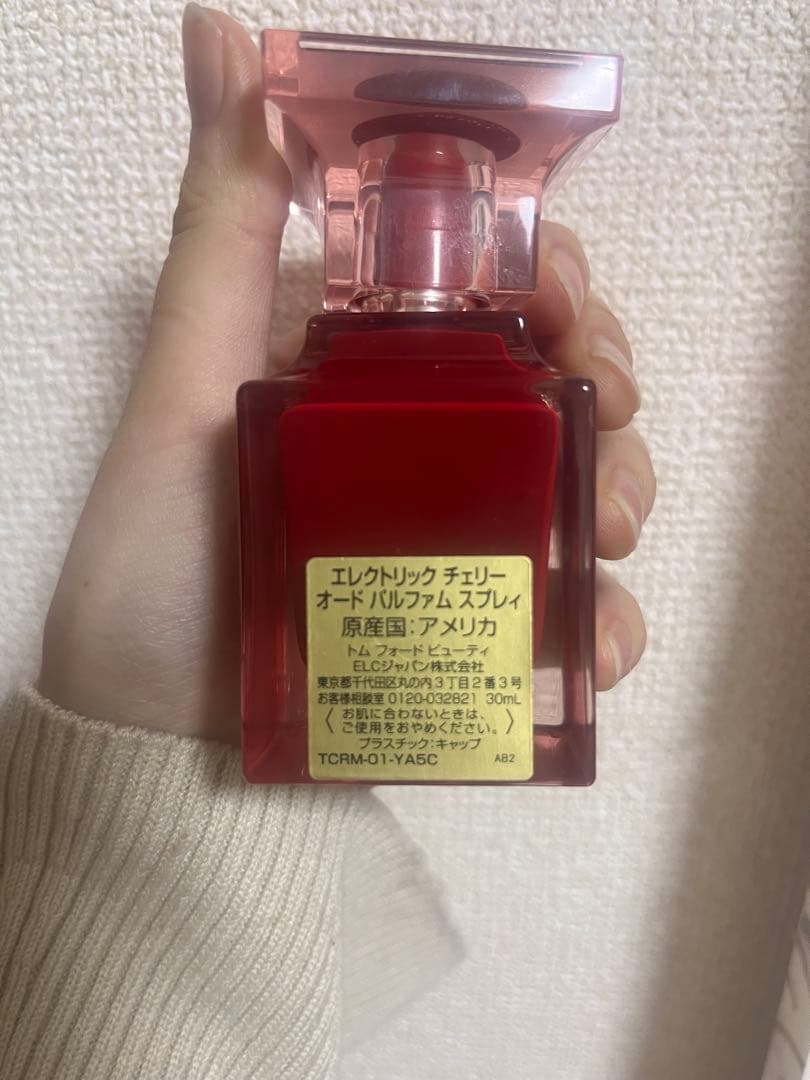 香水(女性用) TOM FORD ELECTRIC CHERRY 30ML