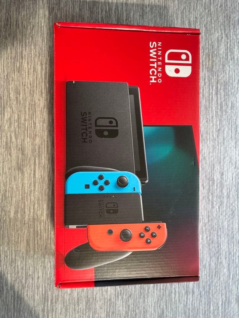 t*い様 Nintendo Switch 本体 青/赤 Joy-Con