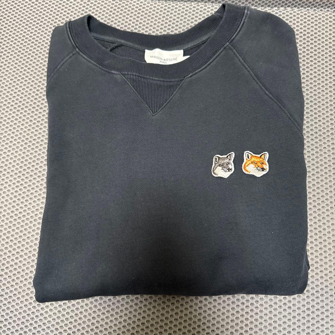 メゾンキツネ　ブラック スウェット