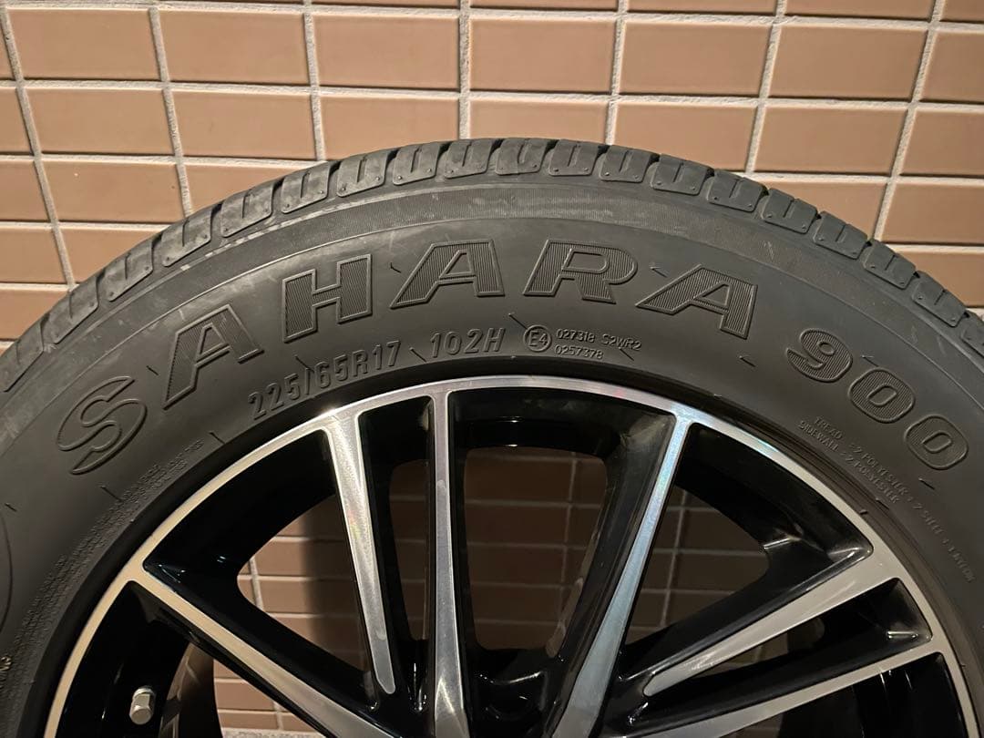 ★☆タイヤホイールSET 225/65R17 INSET38☆★愛知県手渡し限定