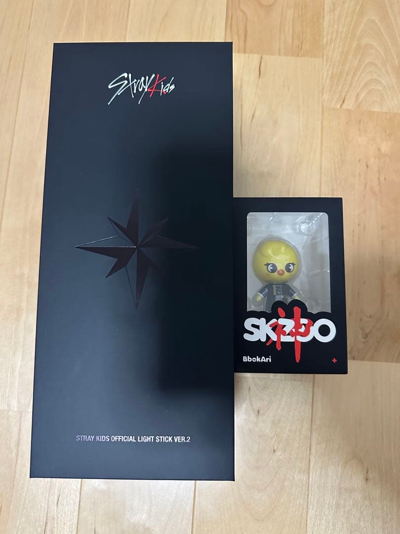 stray kids ペンラ　フィギュア