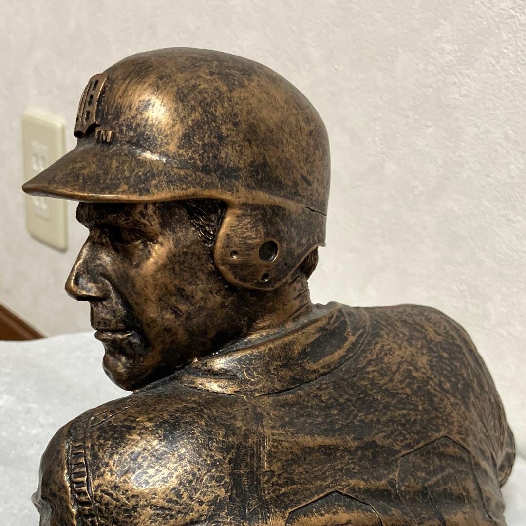 Detroit tigers ブロンズ像　置物
