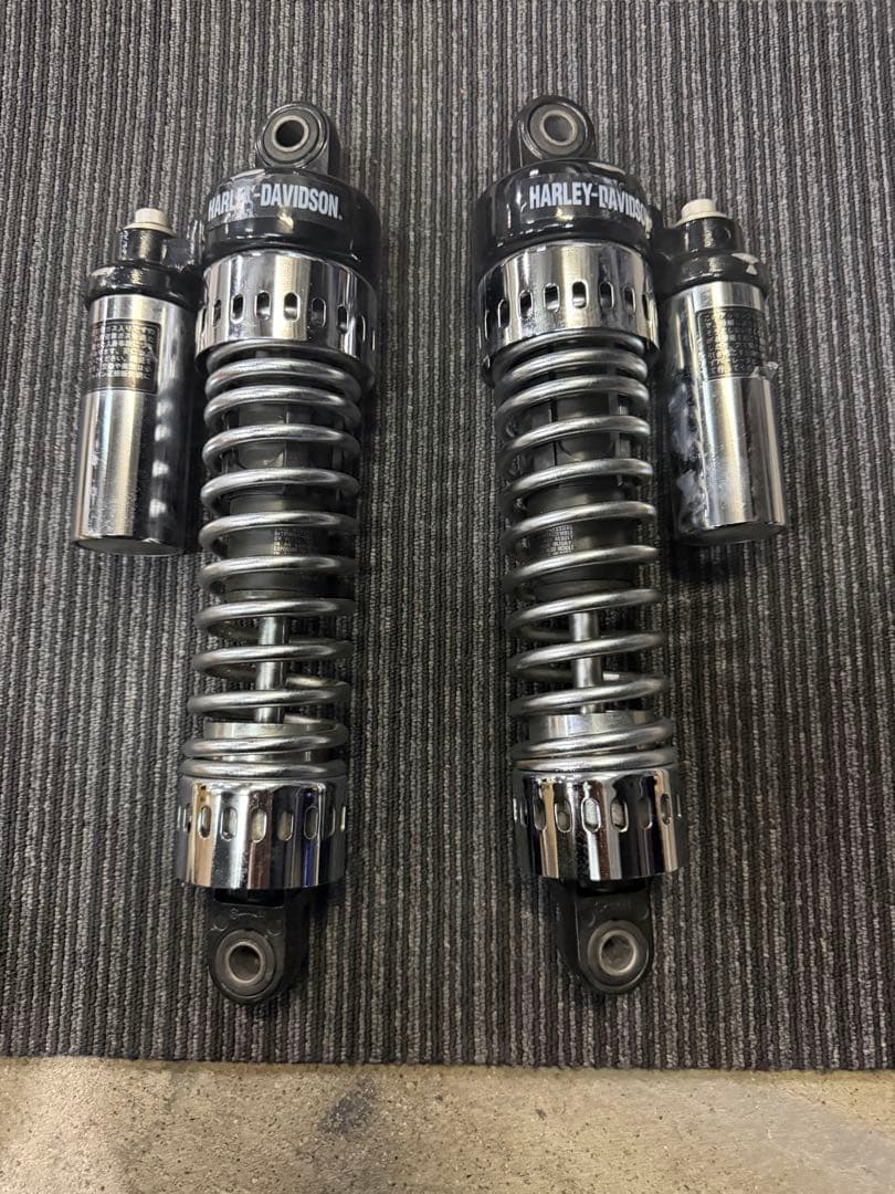 スポーツスター　XL1200 純正　リアショック