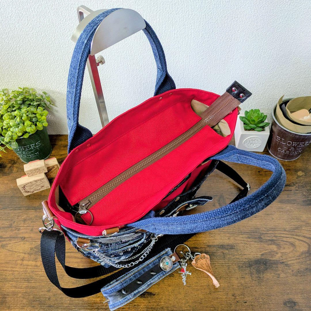 デニムリメイク 2wayトート｜スカル×薔薇刺繍・ポケットたくさん・底鋲付き