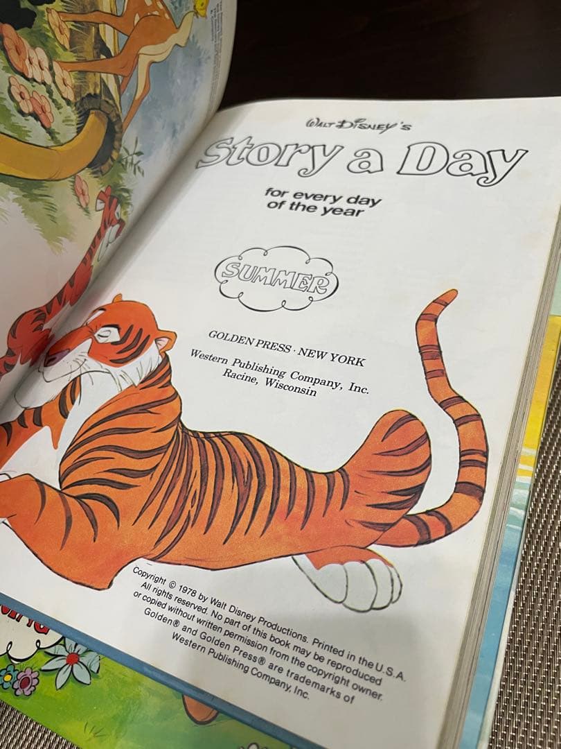 希少1978年　Walt Disney’s Story