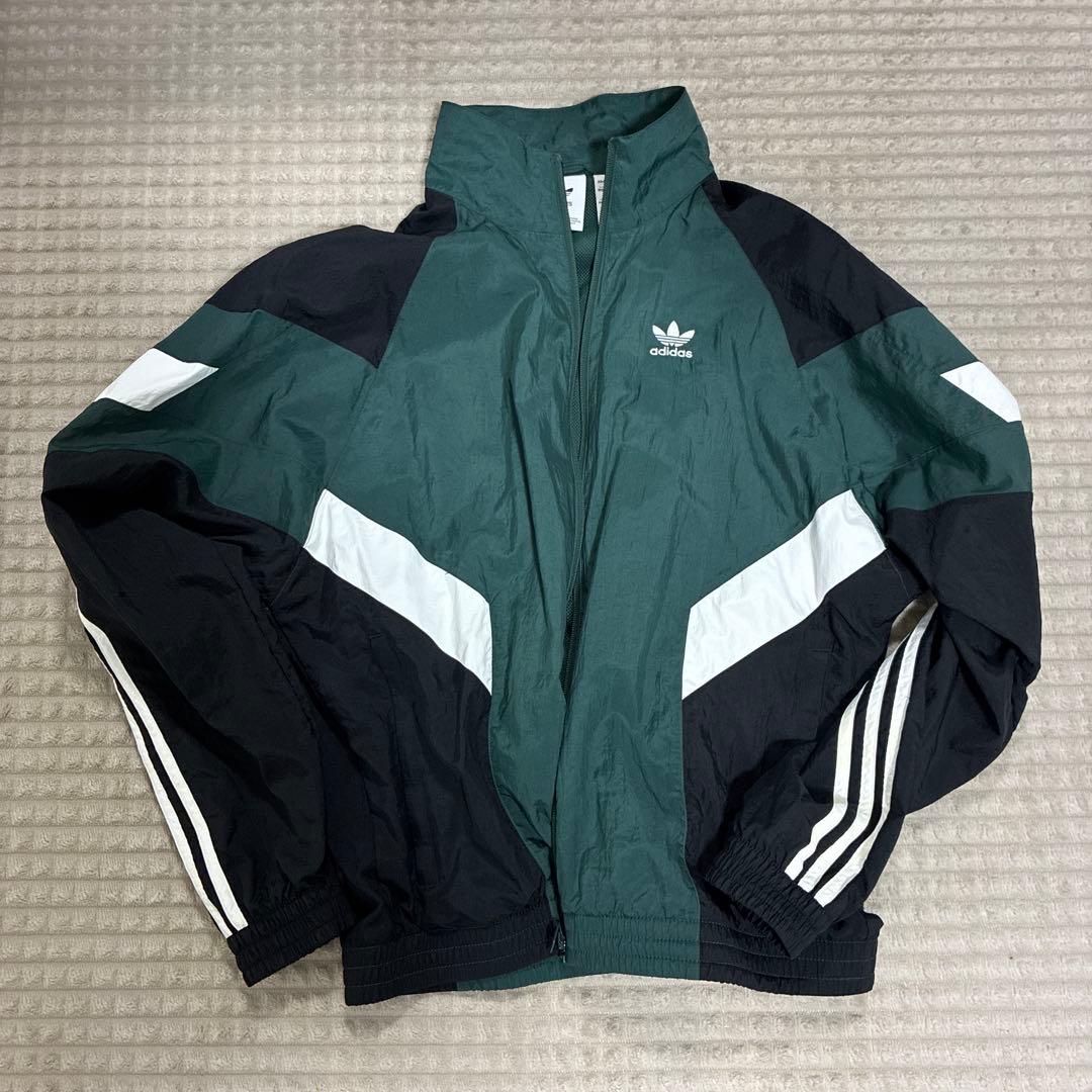 adidas rekive ナイロンジャケット　M