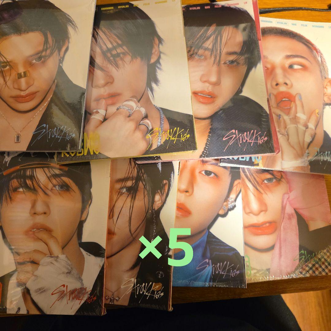 Stray Kids 『KARMA』 ACCORDION ver