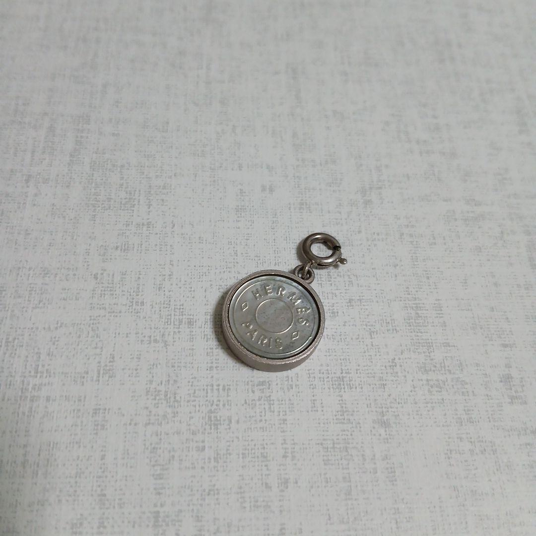 エルメス　セリエ　シェル　ネックレストップ　ペンダント　チャーム　幅1.5cm