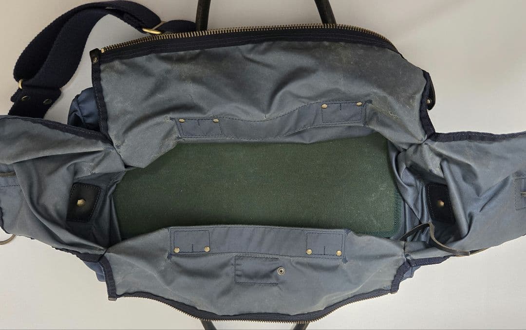 フェリージ ボストン ネイビー p4/6【中敷き付】