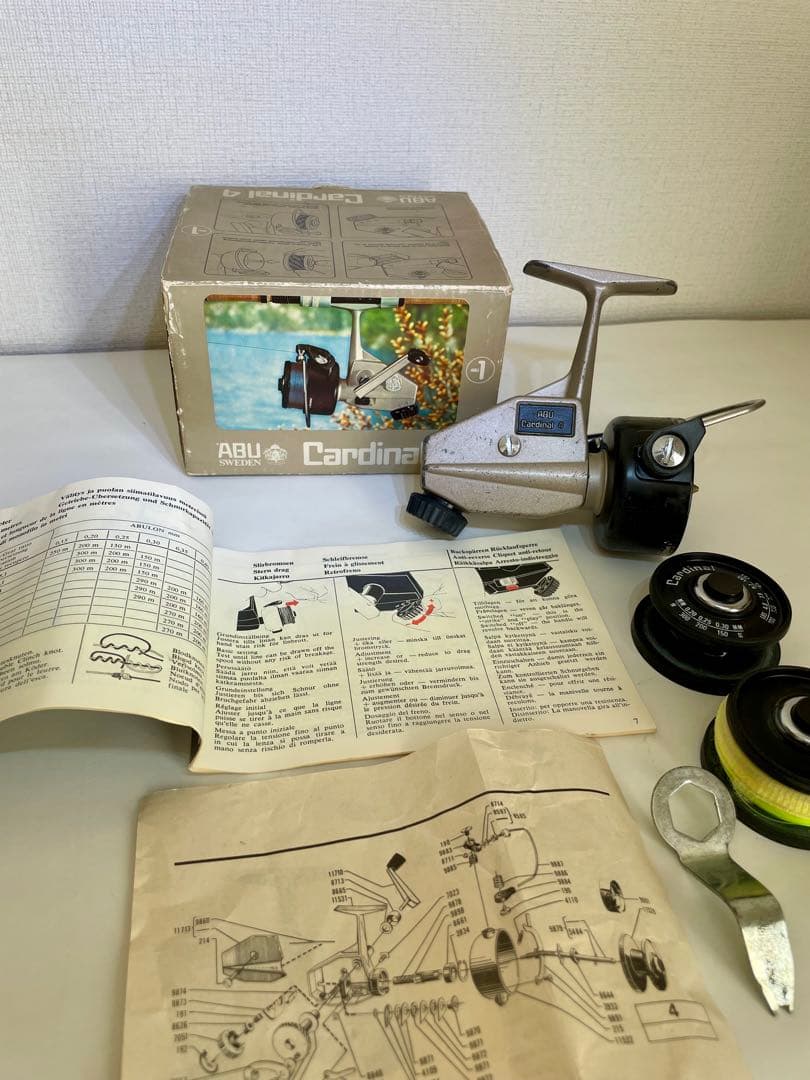 アブ　カーディナル4 替えスプール有り 箱、説明書等有り