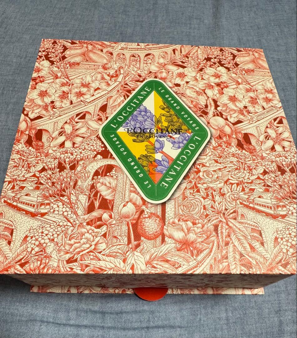 ロクシタン　スノーシアコンプリート