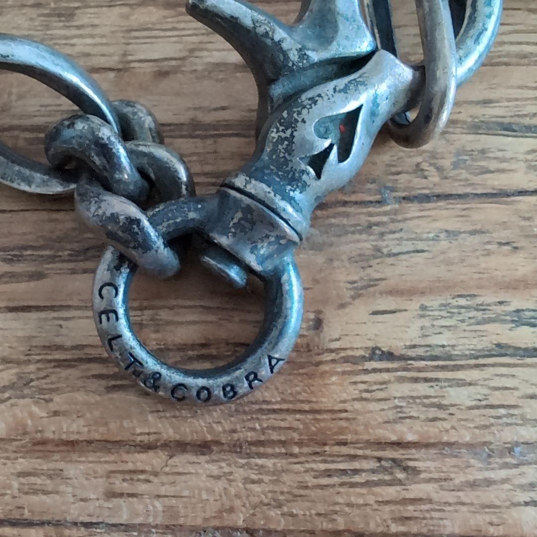 Celt & Cobra 1stウォレットチェーン 専用ポーチ付き