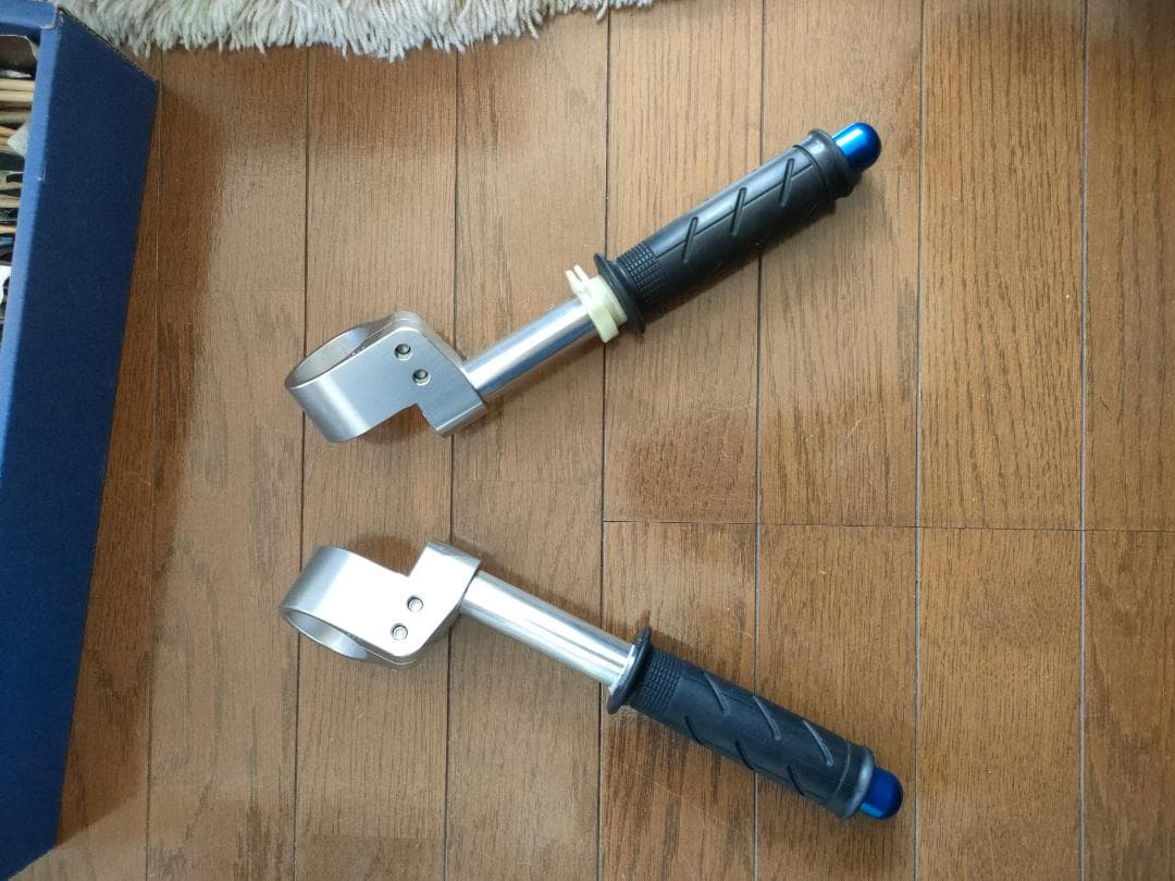 ハリケーン VTR1000F用ジュラルミンセパレートハンドル HS1041-01