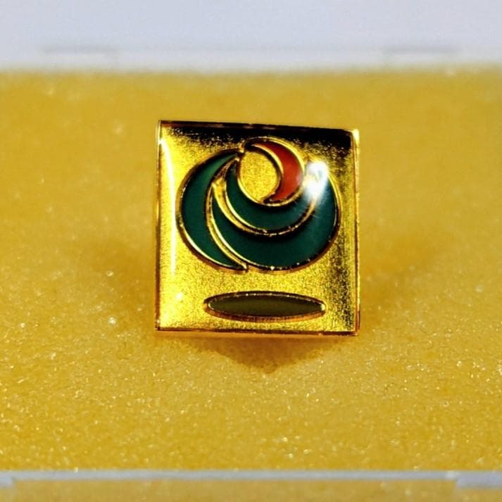 【貴重】国土交通省 シンボルマーク ピンバッジ