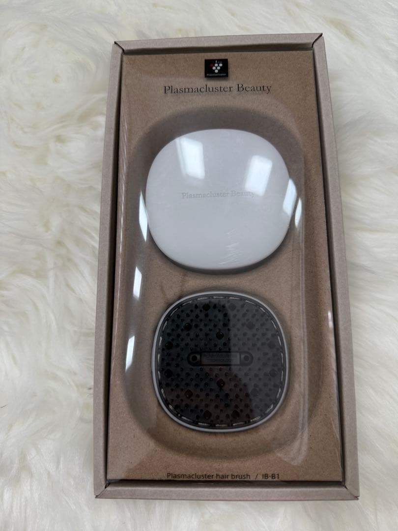 IB-B1-Wプラズマクラスターヘアブラシ ホワイト