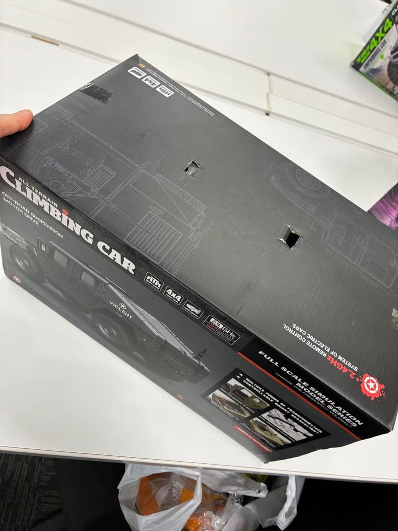 戦車 大型 ラジコン オフロード ミリタリー RCカー人気 34cm 4WD