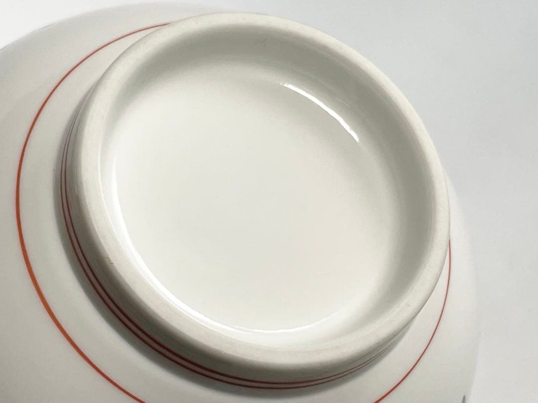 重要無形文化財　人間国宝　十四代酒井田柿右衛門　本人作　濁手菊文一輪生　花瓶