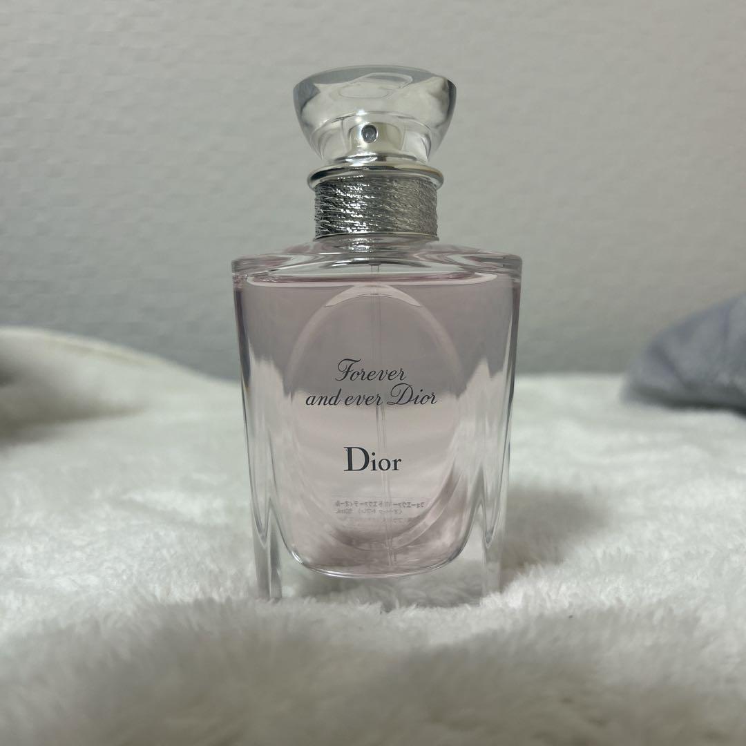 DIOR フォーエヴァーアンドエヴァーディオール